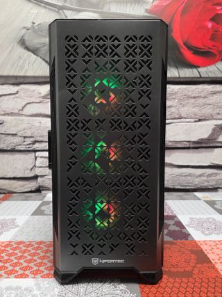 Torre PC RGB Económica
