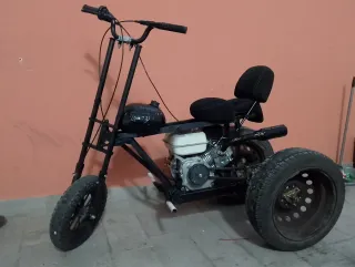 Trike artigianale 200cc 4 tempi.