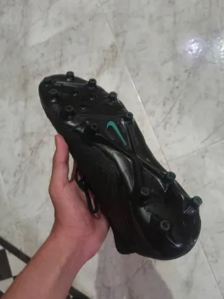 Bota Nike Phantom Luna II Elite AG-Pro