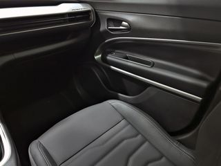 Jeep Avenger BEV 115kW (156CV) Summit