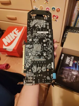 Tarjeta Gráfica Gigabyte Radeon 