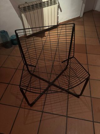 Silla SKÅLBODA IKEA Negra Metal