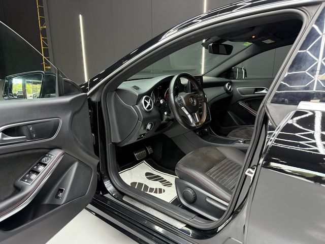 Mercedes-Benz Clase CLA AMG