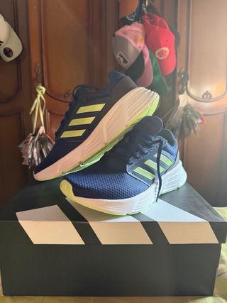Zapatillas Adidas Hombre Azul y Verde
