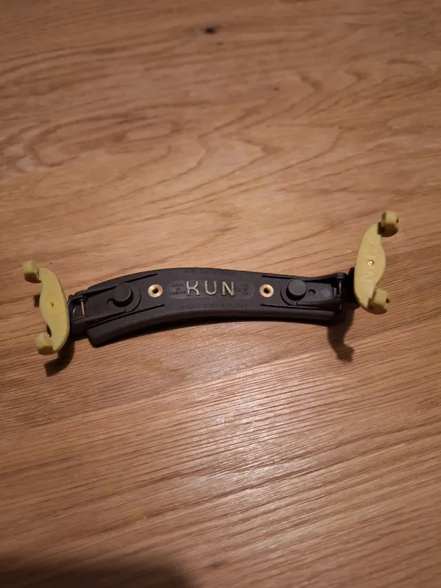 Almohadilla Violín Kun 1/4-1/16