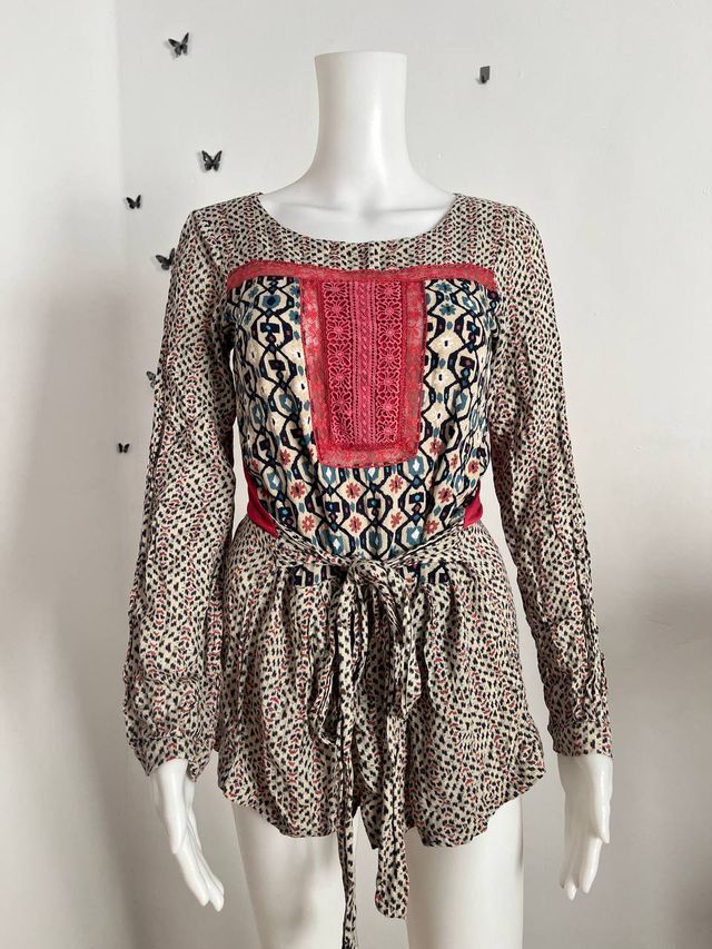 Blusa hippie estampada talla M