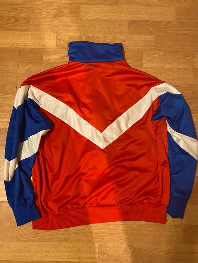 Chaqueta deportiva retro