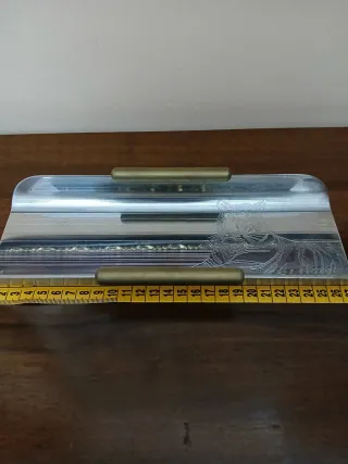 Portacrissini  in acciaio vintage con tigre