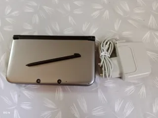 Nintendo 3DS XL +cargador+lapiz