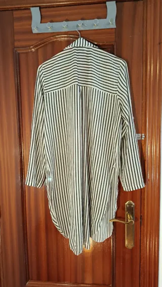 Camisa larga rayas blanco y negro