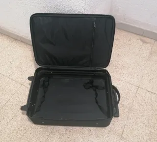 Maleta de mano de viaje