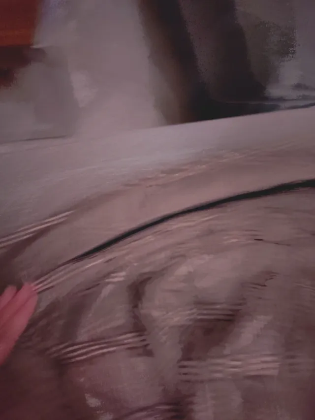 Chubasquero de cuadros beige y marrón