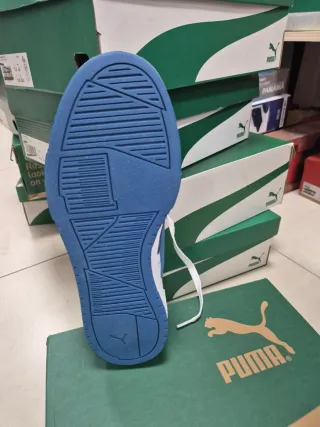 Zapatillas Puma Blancas y Azules