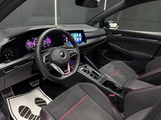 Volkswagen Golf GTI CLUBSPORT 300