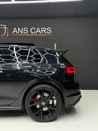 Volkswagen Golf GTI CLUBSPORT 300