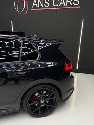 Volkswagen Golf GTI CLUBSPORT 300