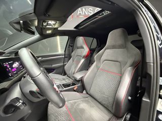 Volkswagen Golf GTI CLUBSPORT 300