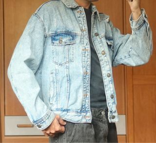 Cazadora vaquera oversize azul