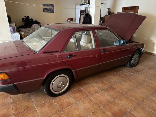 Mercedes-Benz Clase E 1993