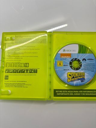 Xbox 360 Negra con Juegos y Mandos