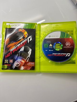 Xbox 360 Negra con Juegos y Mandos