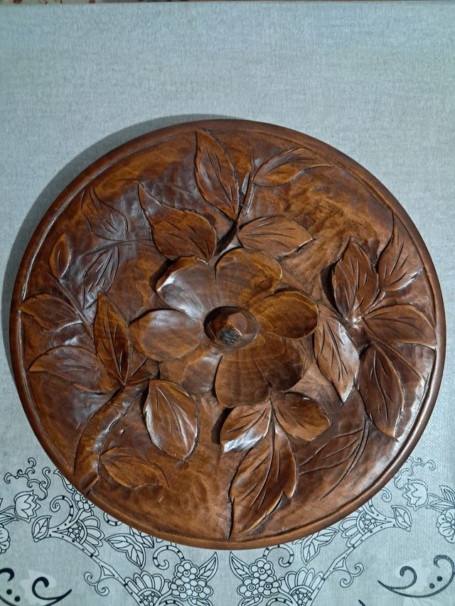 Plato antiguo para colgar la pared