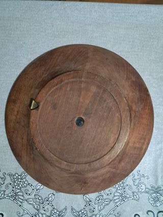 Plato antiguo para colgar la pared