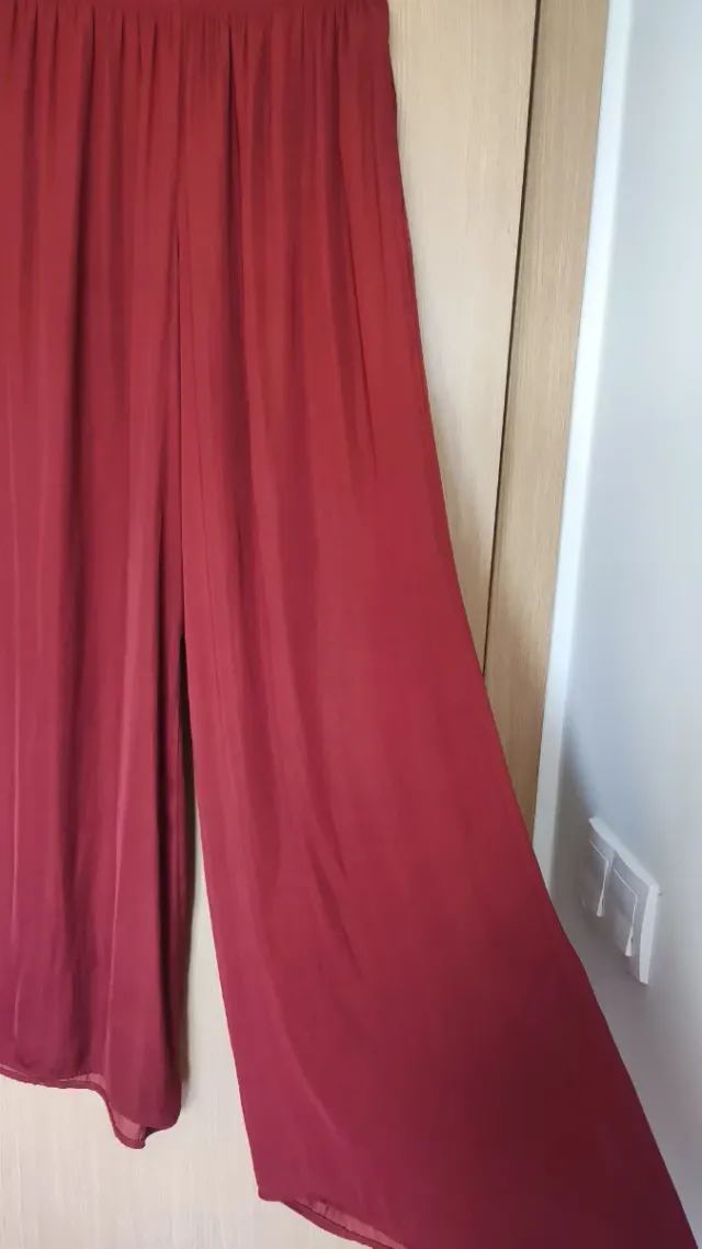 Pantalón fluido Zara