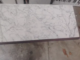 Cómoda vintage mármol y madera