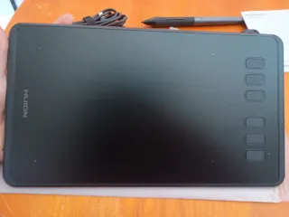Tableta Gráfica Huion Inspiroy H640P Negra