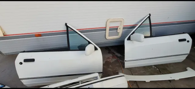 Piezas Ford Escort Blanca