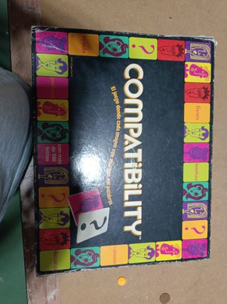 Juego de mesa Compatibility