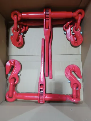 Tensor de cadena
Tensor de carga 
Anclajes