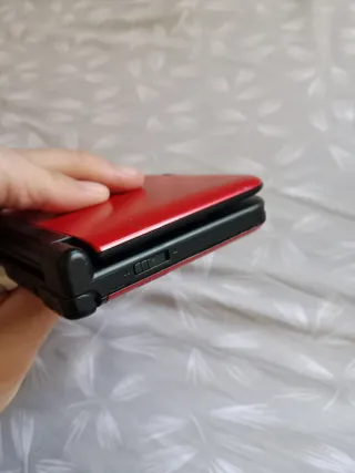Nintendo 3DS XL Roja+cargador+lapiz