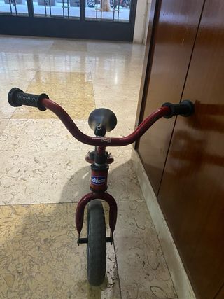Bicicleta sin pedales Chicco Red Bullet