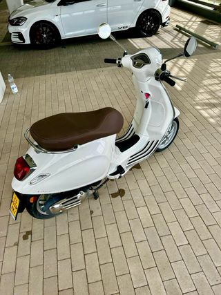 Vespa Primavera 50cc 2020 Blanca