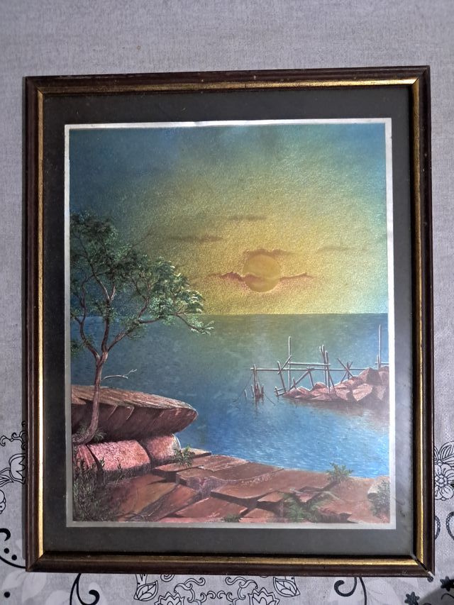 Tablero de piedra y madera