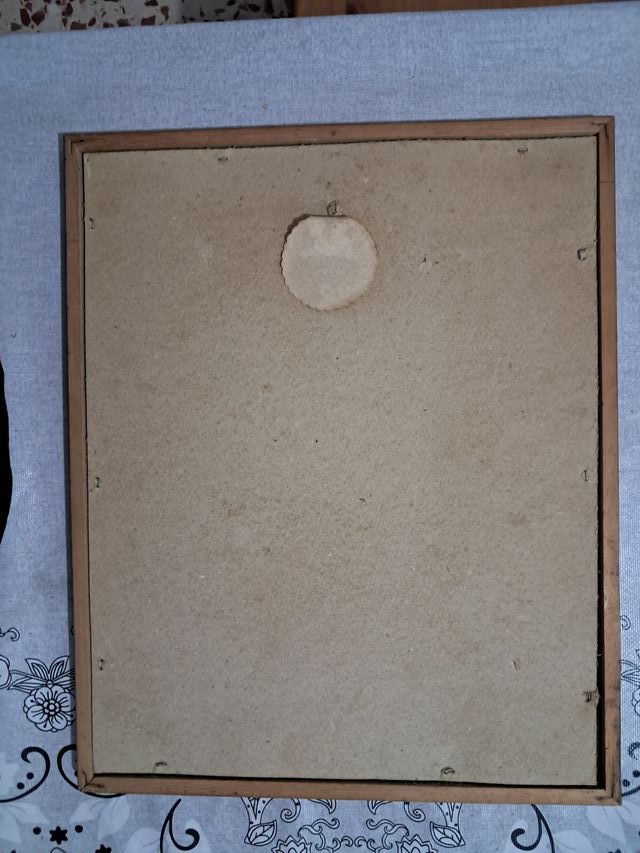 Tablero de piedra y madera