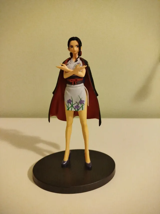 Figura Anime One Piece Nico Robin