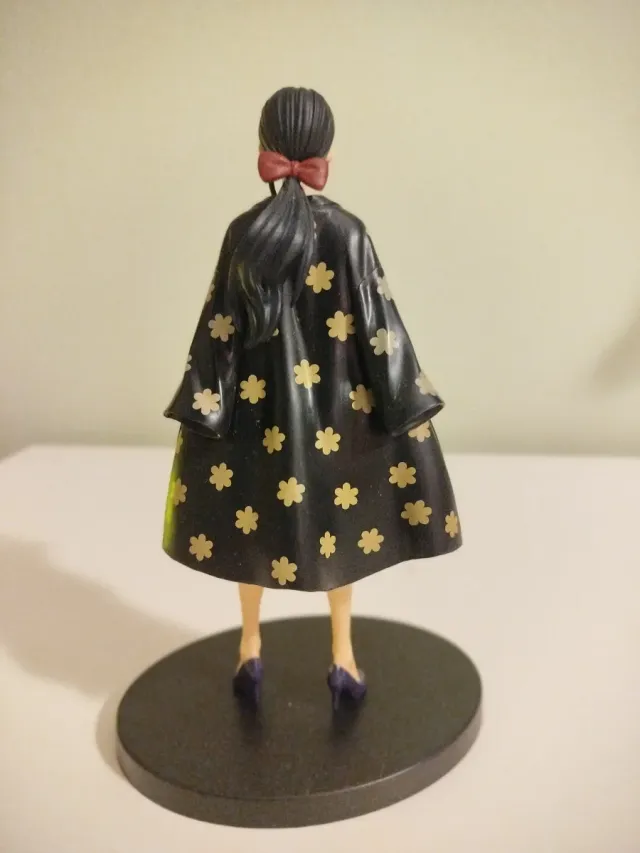 Figura Anime One Piece Nico Robin