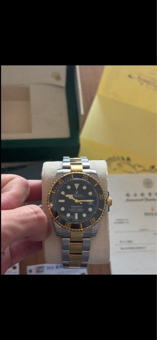 Rolex Submariner Date