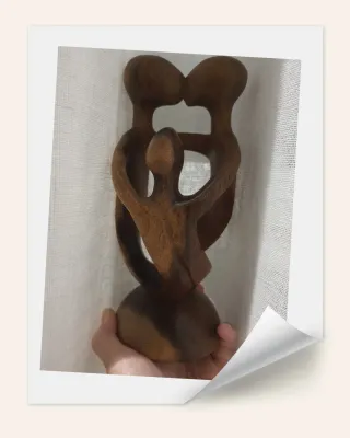 Statuetta legno famiglia astratta