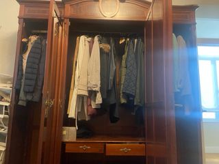 Armario antiguo madera con espejos