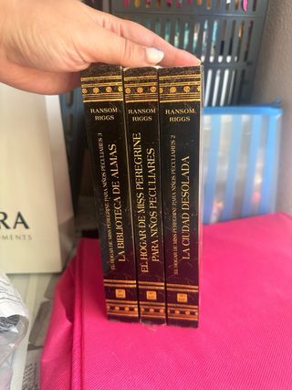 Colección de niños peculiares de Miss Peregrine