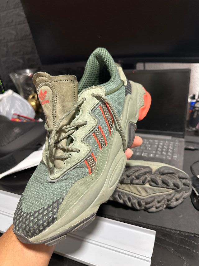 Zapatillas Adidas Verdes y Naranjas