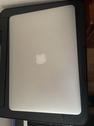 Pantallas MacBook A1502 y A1466 rotas