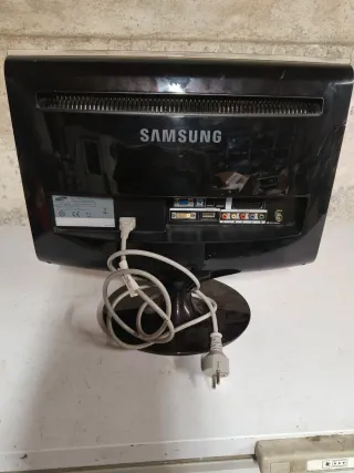 Samsung Syncmaster T200HD Monitor