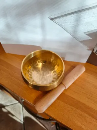 Campana Tibetana in ottone con battente