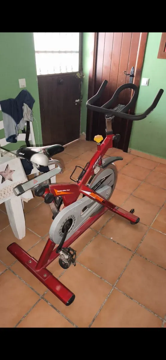 Bicicleta Estática BH FITNESS SB2