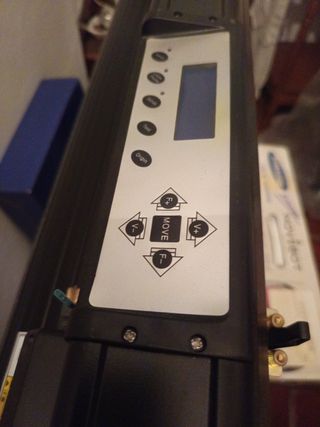 Plotter de corte negro y verde